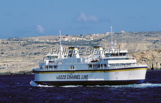 malte 49.JPG - Détroit de GozoFerry reliant Malte à GozoMalte